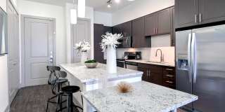 Crest at Las Colinas Gallery 32