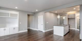 Bethany Stunner - 5 Bedrooms with Main-Level Bed & Bath, Modern Kitchen & Private Fenced Yard Gallery 11