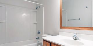 River Pointe Apartments Gallery 3