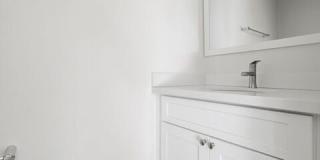 6616 Sylmar Ave Gallery 17