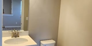 $2,000 OFF 4-bed, 3.5-bath Townhome Available Now! Gallery 7