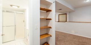 4 Bed home in Olathe- Quick access to I-35 Gallery 34