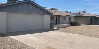 Updated 3-bed, 2-bath single-family home in a convenient Scottsdale location! Updated 3-bed, 2-bath single-family home in a convenient Scottsdale location! Gallery 1