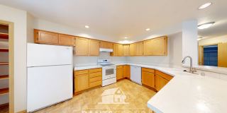 Great Location!  Quiet Neighborhood! Gallery 6