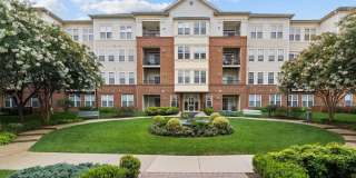 2540 KENSINGTON Gardens unit: 204 Gallery 1