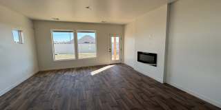 Luxury Modern 3 Bedroom 2.5 Bathroom Home with a Bonus Room in Deer Creek Schools (Neighborhood Pool) Gallery 11