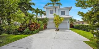1074 NE Little River Dr Gallery 2