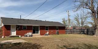 PRELEASING (3) Bed/(1.5) Bath in Core Norman Avail Late May! PRELEASING (3) Bed/(1.5) Bath in Core Norman Avail Late May! Gallery 10