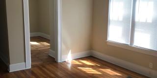 Beautiful 5 Bedroom 2 Bathroom Home in St.Paul! Gallery 1