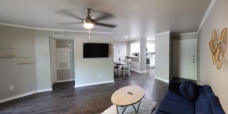 Deerwood Apartments Gallery 2