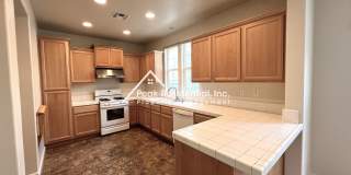 Beautiful 4bd/2.5ba Folsom Home with 2 Car Garage! Gallery 9