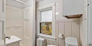 4 Bedroom, 2 Bath house In Cedar Falls Gallery 11