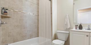 1516 W DIAMOND ST #D Gallery 18