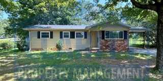 Centrally located 3 bedroom home! Gallery 1