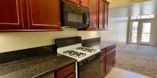 Desirable Pine Creek Condo by CAL POLY, 2 bedroom, 2 Bath + Den and Loft Gallery 18