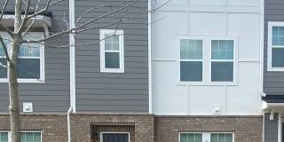 Room in 4 Bedroom Home at Memorial Pkwy Gallery 1