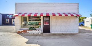 914 Halsell Gallery 1