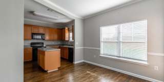 6105 Regency Court Gallery 7