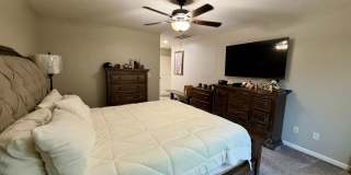 Wonderful 3 bed , 2 bath in Sunnyside Area Gallery 16