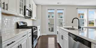 41956 PICKWICK MILL Terrace Gallery 5