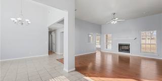 585 Lynn Drive Gallery 3