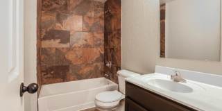 Center Way Apartments 2BDR - 1 BATH Gallery 7