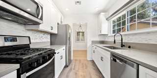 Charming Renovated Pasadena Home with Exceptional Outdoor Space Gallery 4