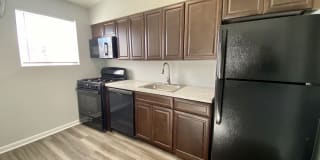 Fox Crossing Apartments Gallery 1