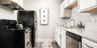 Elite at Lakeview Gallery 6