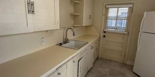 2 BEDROOM, 1 BATHROOM APARTMENT Gallery 1