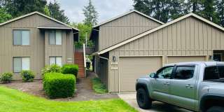 Single Level totally renovated 3 bedroom delight Gallery 1