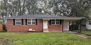 AVAILABLE NOW!! 3/1 Updated and Ready for a move-in! AVAILABLE NOW!! 3/1 Updated and Ready for a move-in! Gallery 1