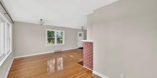 105 N Elm Street Gallery 9