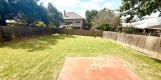*MOVE IN SPECIAL* Gorgeous Four Bedroom home w/ Community POOL!! Gallery 33