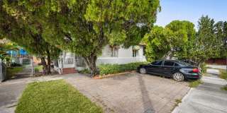 282 NW 41st Ave Gallery 1