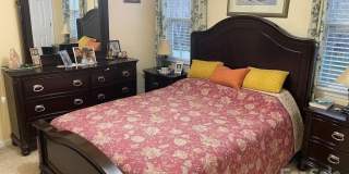 Room in 4 Bedroom Home at Meadowcreek Village Dr Gallery 6
