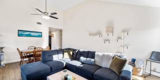2 BR Townhome in Escondido w/ 2 car garage 2 BR Townhome in Escondido w/ 2 car garage Gallery 8