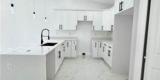 670 CHEMSTRAND Street E Gallery 6