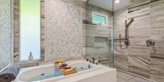 Exquisite haven in prestigious Portlock! AC, Ocean Views, Pool, Hale Ola Gallery 29