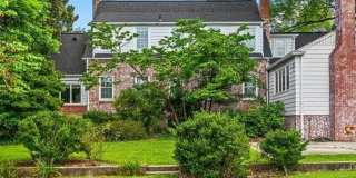 Classic 4BR Cape in Old Irving Park! Gallery 19