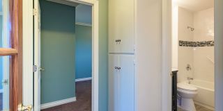 Cozy Garden Cottage Home for Rent Gallery 21