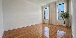 2875 Bainbridge Avenue Gallery 1