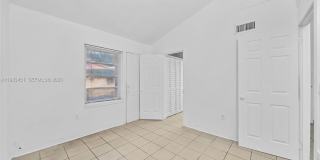 840 SW 7th St Gallery 8