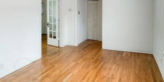 3521-29 1/2 N Broadway Gallery 39