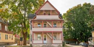31 Wolcott Avenue Gallery 1