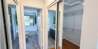 1145 W Lake St Gallery 20