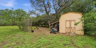 4 Bedroom with a Pool in Helotes! Gallery 63