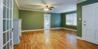 FREE MONTH RENT! Freshly Updated 3 Bedroom House Gallery 14