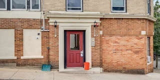 25 Roslyn St # 10 Gallery 13