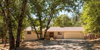 Lovely 3/2 in Meadow Vista! Great horses property! Gallery 1